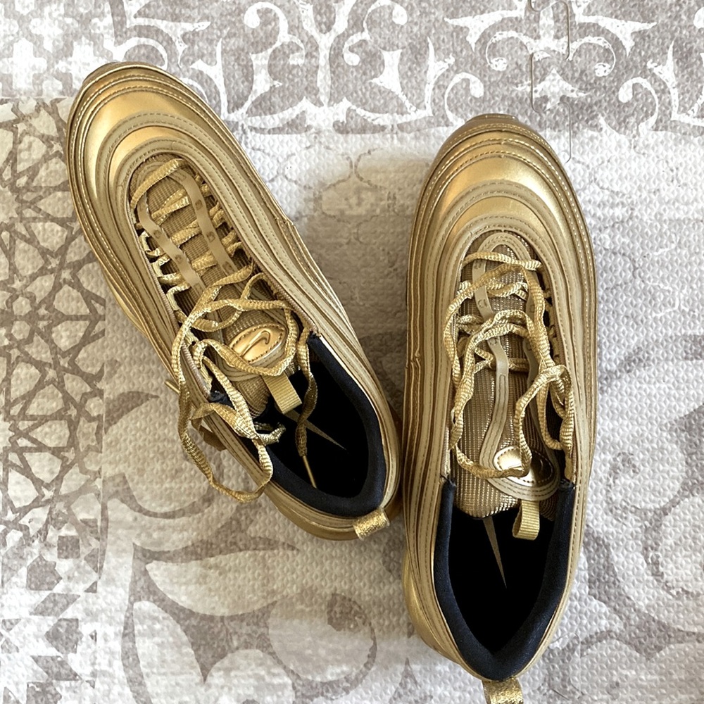 Air Max ‘97 Metallic Gold sneaker